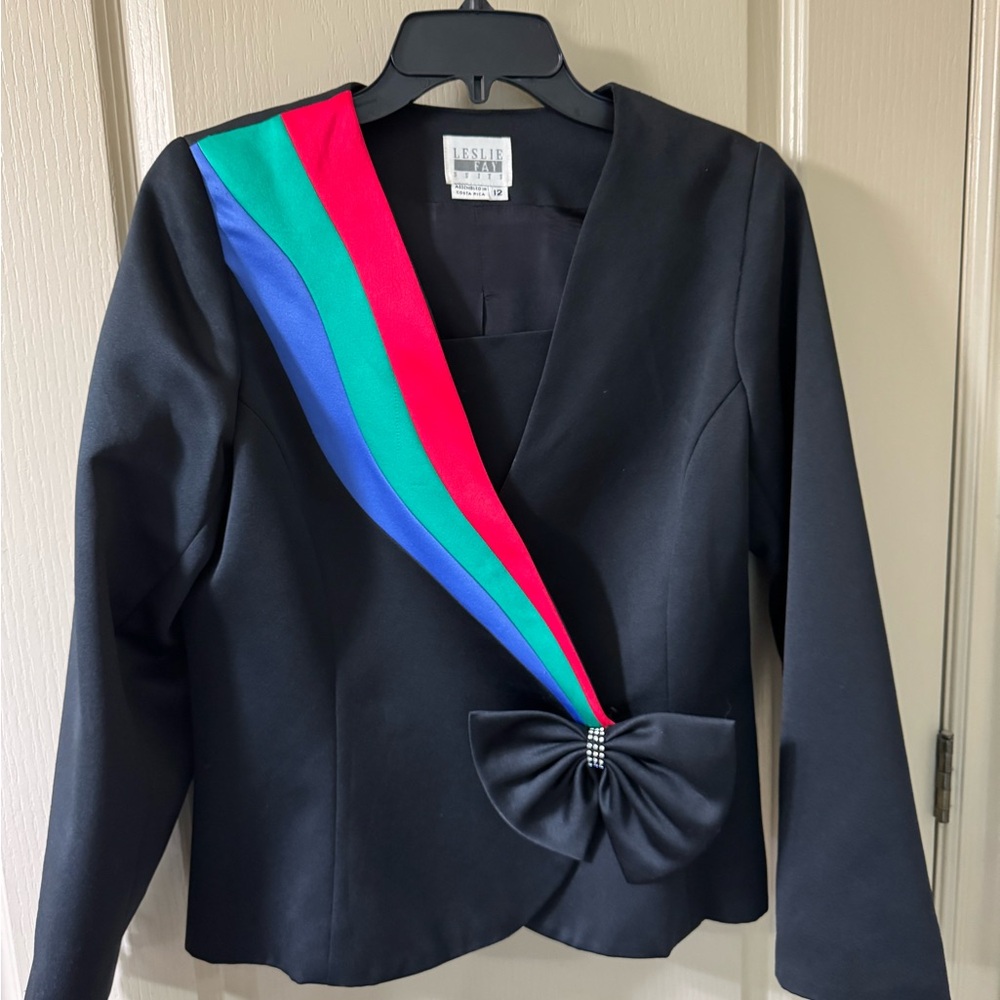 Leslie Fay Black and Red Blazer Classic Tailored Suit Jacket